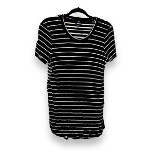 ‼️BUNDLE ONLY‼️ Black & white striped top